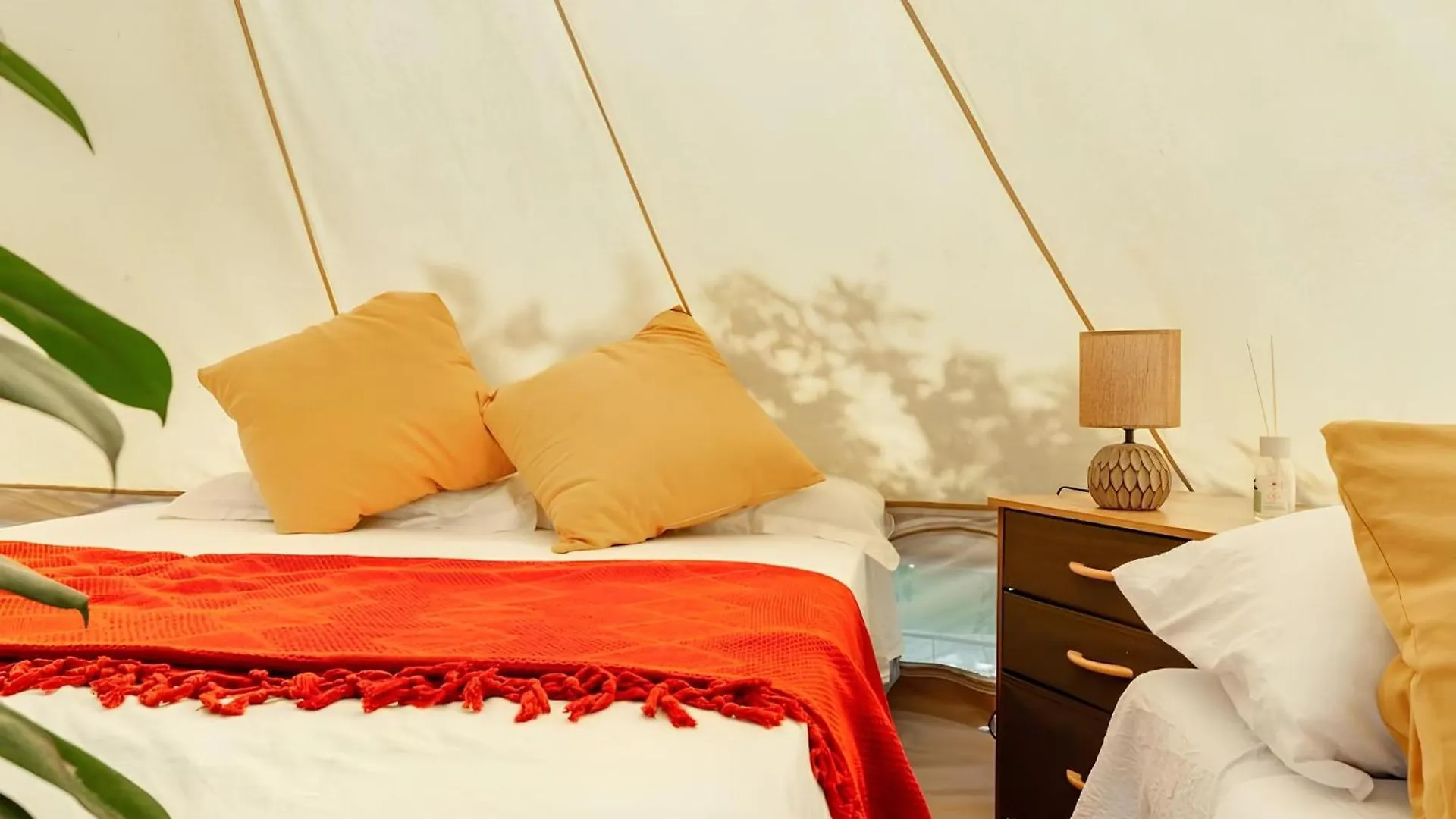 Luxury tent Ganzo - Tuscany Retreat Massarosa Italy